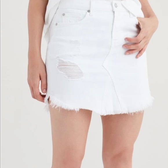 7 for all Mankind - Mini Skirt - Color White Size 25 NWT - Picture 1 of 9